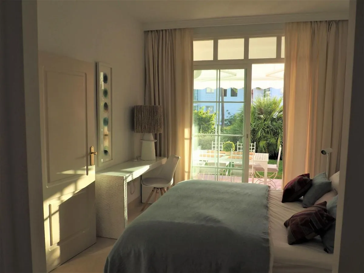 Marbella Holiday & Golf Garden Apartment Spain